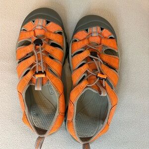 KEEN Newport H2 Sandals Orange Hiking Water Shoes Womens 9 (Est)